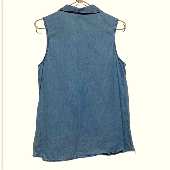 JAPNA Light Blue Soft Chambray Sleeveless Shirt Blouse Womens Large - Picture 9 of 14
